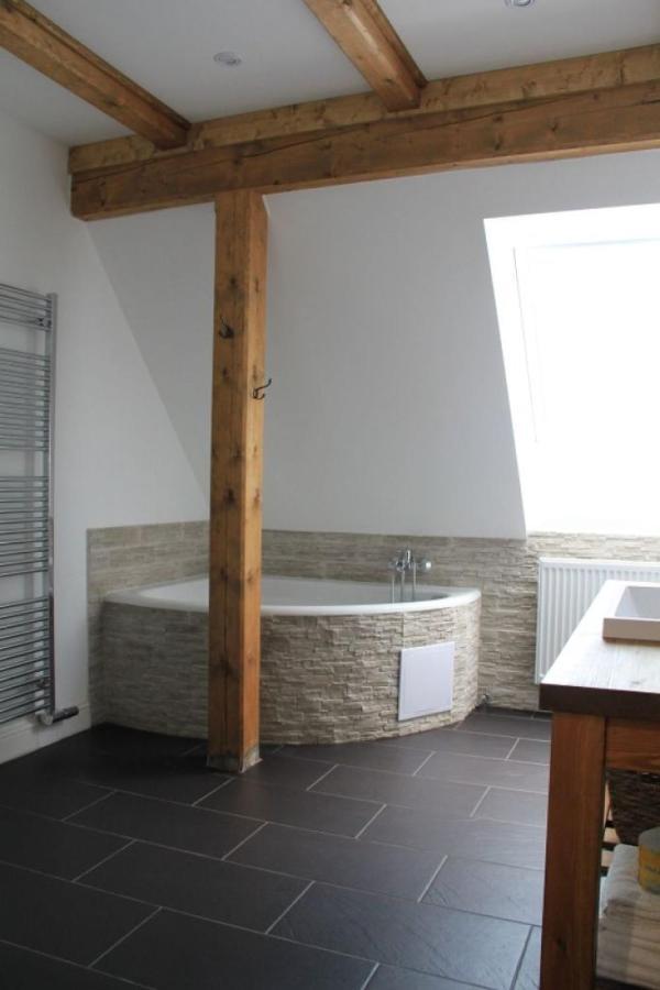 The Retreat Villa Zdarky Bagian luar foto